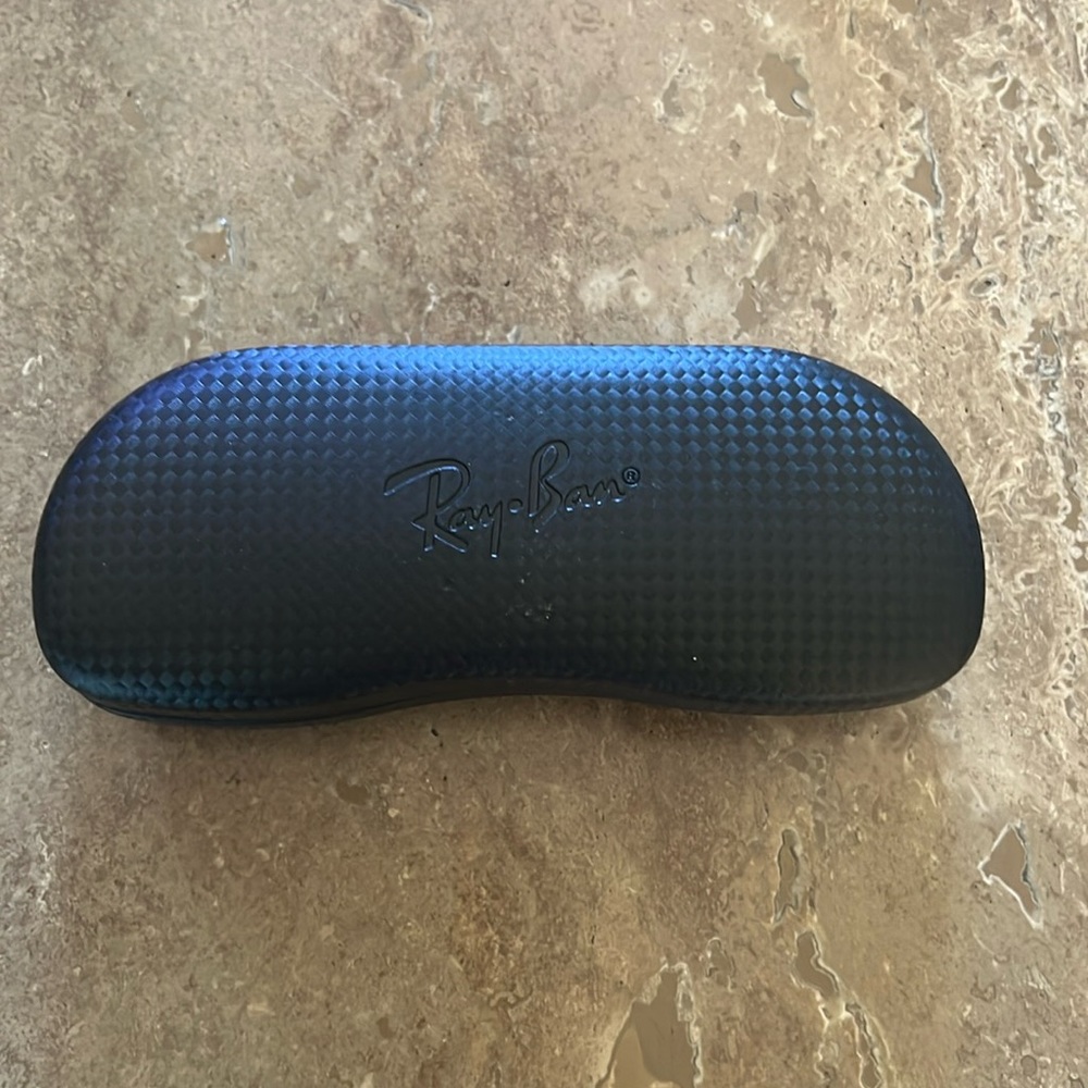 Ray-Ban black sunglass case with cloth cleaner